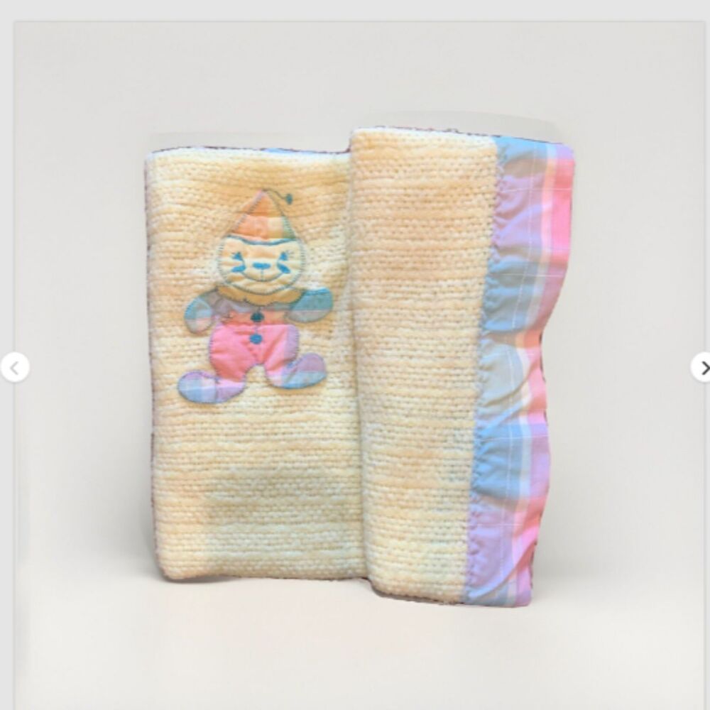 Rare! Vintage BEACON Pastel Plaid SATIN TRIM Lg CLOWN 40x33 Acrylic Baby Blanket